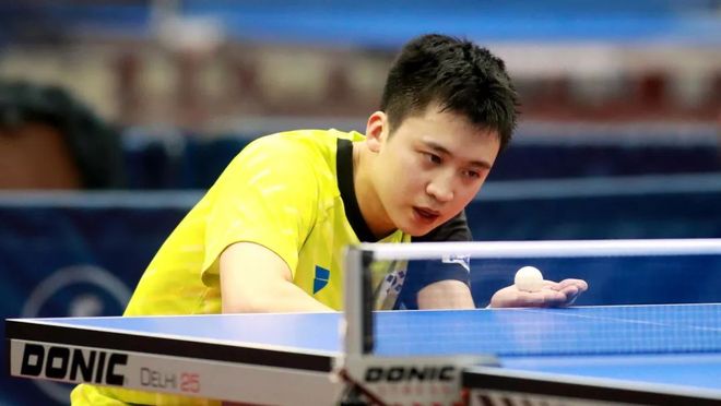 特别是年轻 特别是年轻