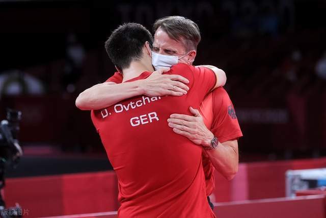 上野站出来 上野站出来